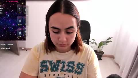 Dulce Maria online show from June 10, 8:52 pm