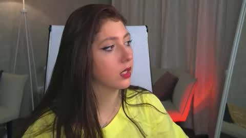 Mary Miller online show from October 2, 9:38 am