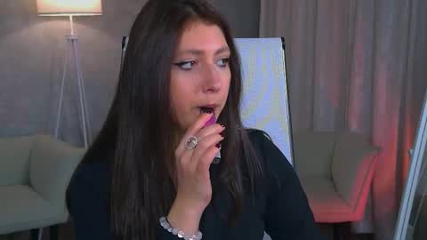 Mary Miller online show from October 24, 10:00 am