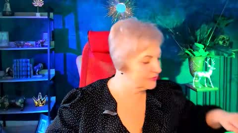 marymogan online show from November 25, 5:18 am