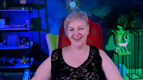 marymogan online show from November 25, 5:57 pm