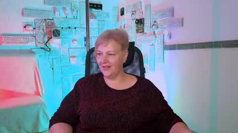 marymogan online show from November 26, 3:13 pm