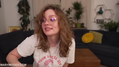 Snapshot of marymoody chatting on February 20, 2:30 am Mary Moody online show from February 20, 2:30 am