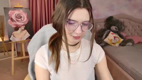 Snapshot of marymoorre chatting on November 27, 5:37 pm Mary online show from November 27, 5:37 pm