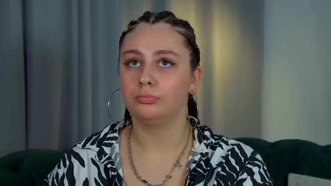 MaryMurrays online show from November 26, 7:09 am