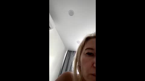Snapshot of marysantamonika chatting on June 8, 1:55 pm Mary online show from June 8, 1:55 pm