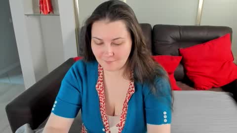 Snapshot of maryswon chatting on October 13, 6:41 pm Mary online show from October 13, 6:41 pm