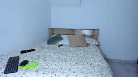 Snapshot of marywhitee__ chatting on July 9, 8:24 pm Mary online show from July 9, 8:24 pm