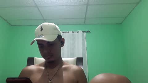 Snapshot of maserati120 chatting on February 18, 6:59 am Max online show from February 18, 6:59 am