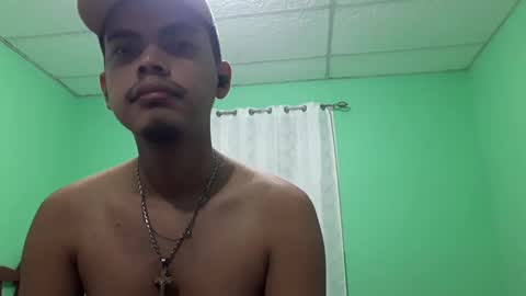 Snapshot of maserati120 chatting on February 20, 1:57 am Max online show from February 20, 1:57 am