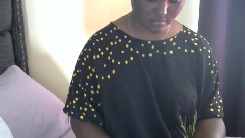 Cate online show from October 31, 7:31 am