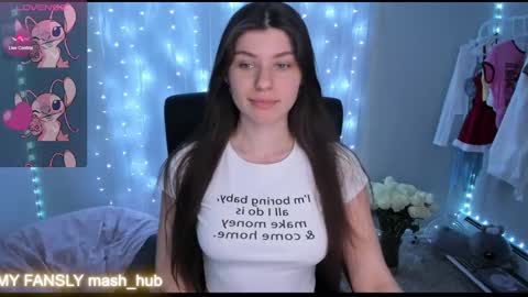 Snapshot of mash_hub chatting on February 19, 10:31 pm Mash online show from February 19, 10:31 pm