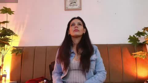 Snapshot of mashapink chatting on May 24, 1:05 pm MashaPink online show from May 24, 1:05 pm