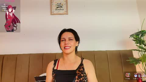 Snapshot of mashapink chatting on June 25, 1:37 pm MashaPink online show from June 25, 1:37 pm