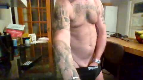 Masked Masturbation Couple online show from October 25, 11:10 pm