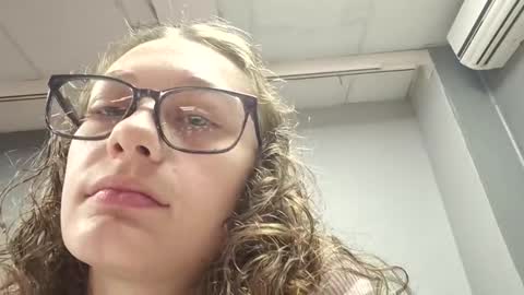 maskedgoddess69420 online show from November 25, 10:59 am