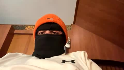 Snapshot of maskedman231 chatting on December 23, 3:23 pm MaskedMan online show from December 23, 3:23 pm