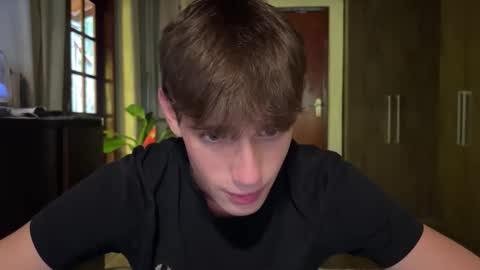 Snapshot of mason_gallagher chatting on February 4, 2:56 pm Mason online show from February 4, 2:56 pm