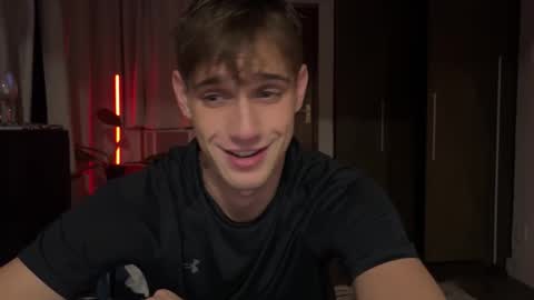 Snapshot of mason_gallagher chatting on March 5, 10:28 pm Mason online show from March 5, 10:28 pm