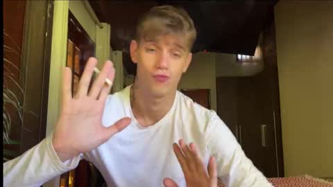 Snapshot of mason_gallagher chatting on March 15, 3:07 pm Mason online show from March 15, 3:07 pm