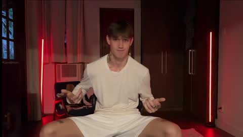 Snapshot of mason_gallagher chatting on April 3, 8:40 pm Mason online show from April 3, 8:40 pm