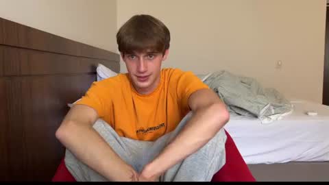 Snapshot of mason_gallagher chatting on June 11, 3:21 pm Mason online show from June 11, 3:21 pm