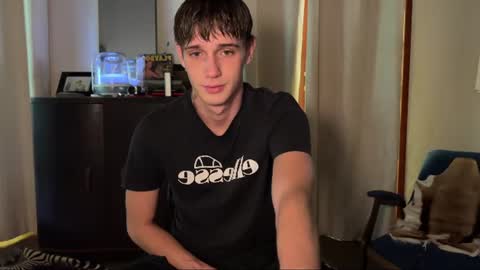 Snapshot of mason_gallagher chatting on July 12, 3:14 pm Mason online show from July 12, 3:14 pm