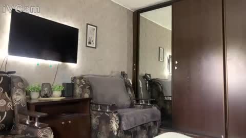 Snapshot of masonsilver_ chatting on May 10, 10:31 am masonsilver_ online show from May 10, 10:31 am