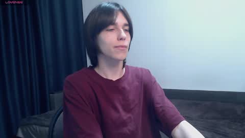 Snapshot of masonsilver_ chatting on May 13, 11:18 am masonsilver_ online show from May 13, 11:18 am