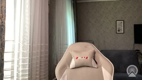 Snapshot of masonsilver_ chatting on June 19, 9:13 am masonsilver_ online show from June 19, 9:13 am