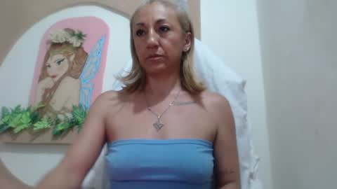 Snapshot of massielferretis chatting on July 25, 11:13 pm massiel ferreti online show from July 25, 11:13 pm