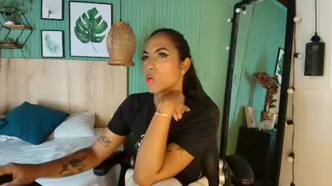 Snapshot of massielhot chatting on July 28, 5:23 pm massielhot online show from July 28, 5:23 pm