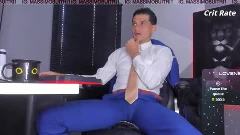 I am Massimo online show from November 12, 1:00 pm