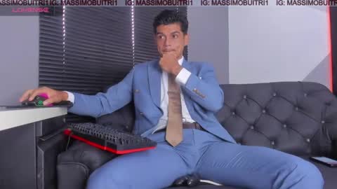 Snapshot of massimo_g chatting on June 8, 12:16 pm I am Massimo online show from June 8, 12:16 pm