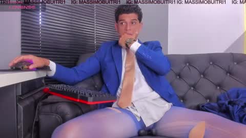 Snapshot of massimo_g chatting on July 6, 3:03 pm I am Massimo online show from July 6, 3:03 pm