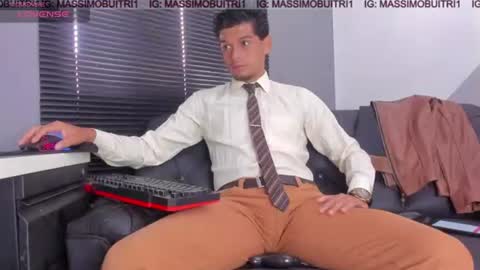 Snapshot of massimo_g chatting on July 15, 1:38 pm I am Massimo online show from July 15, 1:38 pm