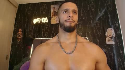 massimo_greco2 online show from February 2, 9:46 pm