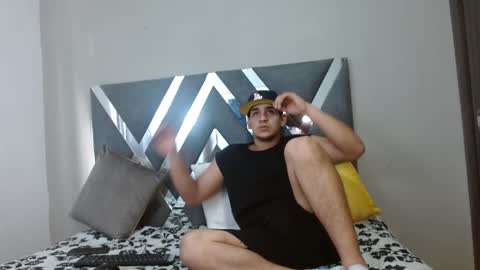 massimo_vidal online show from September 22, 12:07 pm