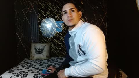 massimo_vidal online show from February 7, 11:58 am