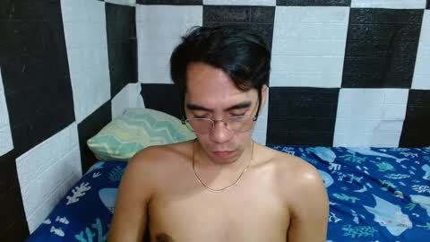 Snapshot of massive_boner02 chatting on January 15, 4:00 pm massive_boner02 online show from January 15, 4:00 pm