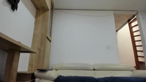 Snapshot of master4pigbitchslv chatting on March 9, 12:09 pm Domi online show from March 9, 12:09 pm