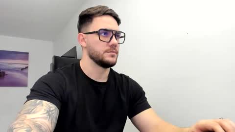 Alex online show from December 2, 7:14 am