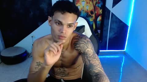 master_black777 online show from March 2, 11:00 pm