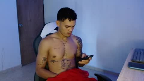 master_black777 online show from April 28, 1:16 pm