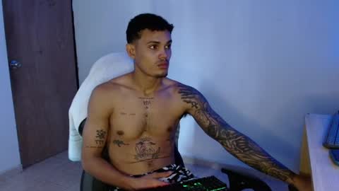 master_black777 online show from April 30, 2:34 pm