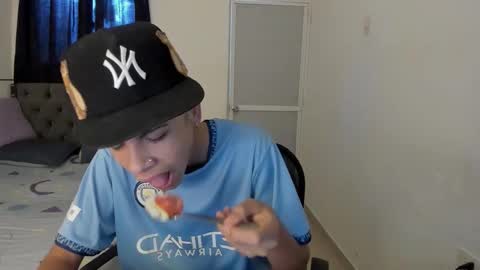 master_boy28 online show from March 3, 7:42 pm