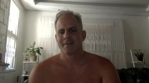 Snapshot of master_cuck2000 chatting on December 12, 2:11 pm master_cuck2000 online show from December 12, 2:11 pm