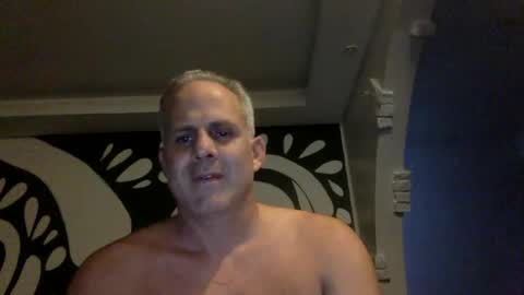 Snapshot of master_cuck2000 chatting on December 29, 6:03 am master_cuck2000 online show from December 29, 6:03 am