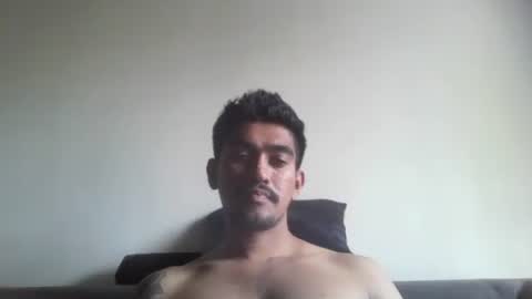 Snapshot of master_leoo chatting on May 22, 11:49 am master_leoo online show from May 22, 11:49 am