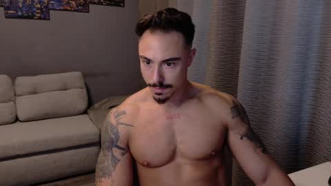 Snapshot of master_lukass chatting on April 9, 11:59 am master_lukass online show from April 9, 11:59 am